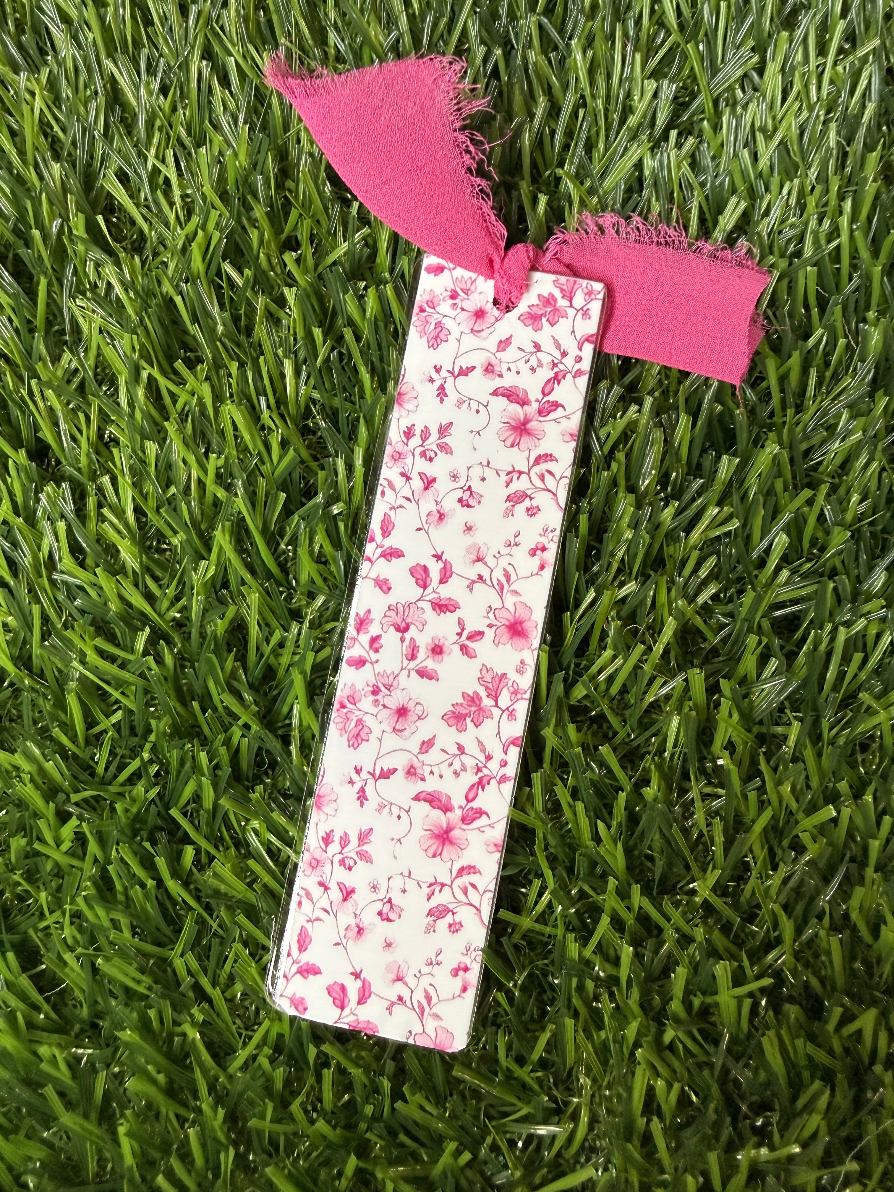 #257-Bows & Flowers Coquette Bookmark Collection